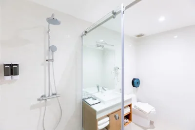 Prague Saigon Airport Hotel – Photos 13